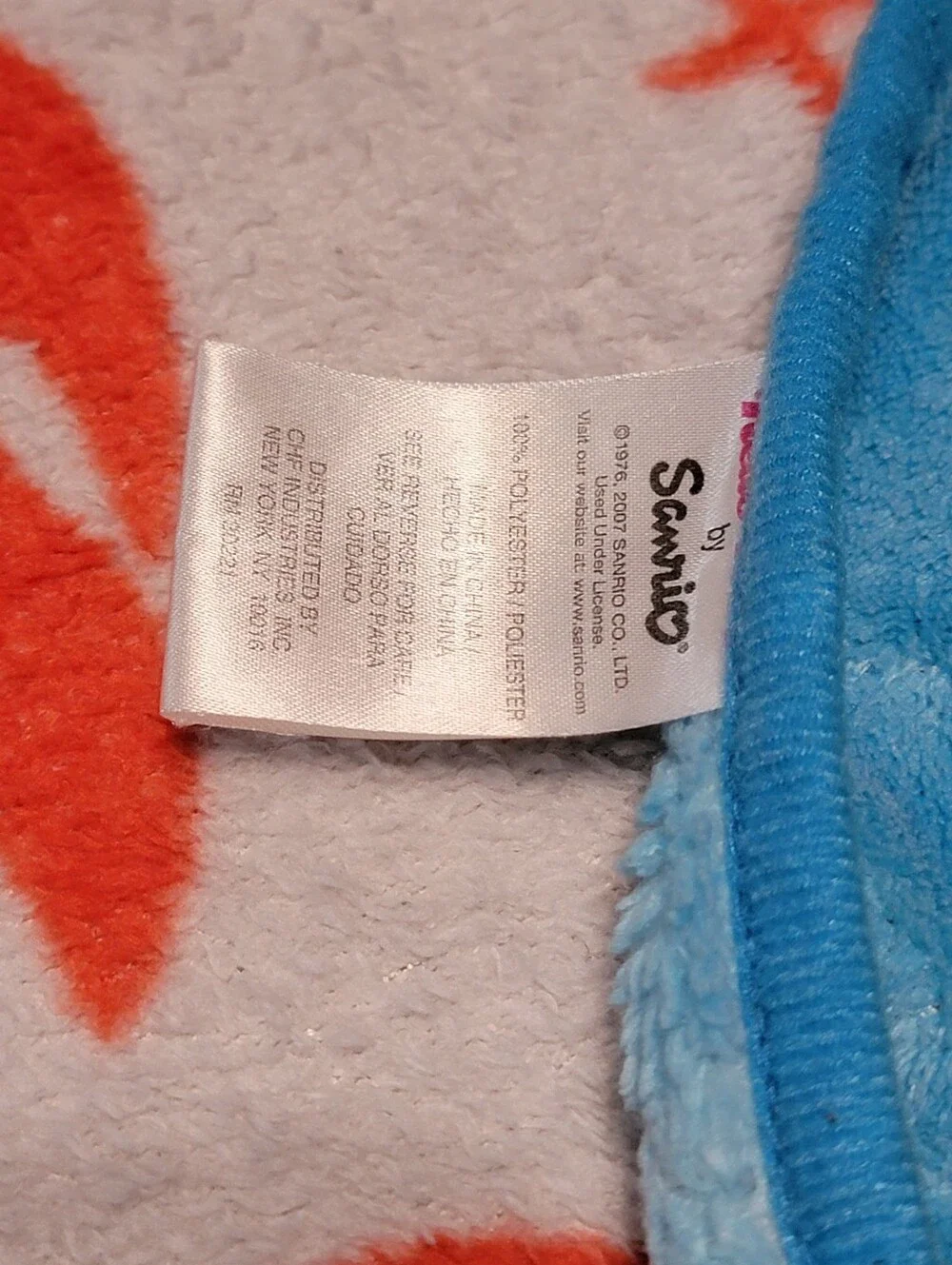 RARE 2007 Hello Kitty Rocket robot Rainbow Fleece Throw Blanket
